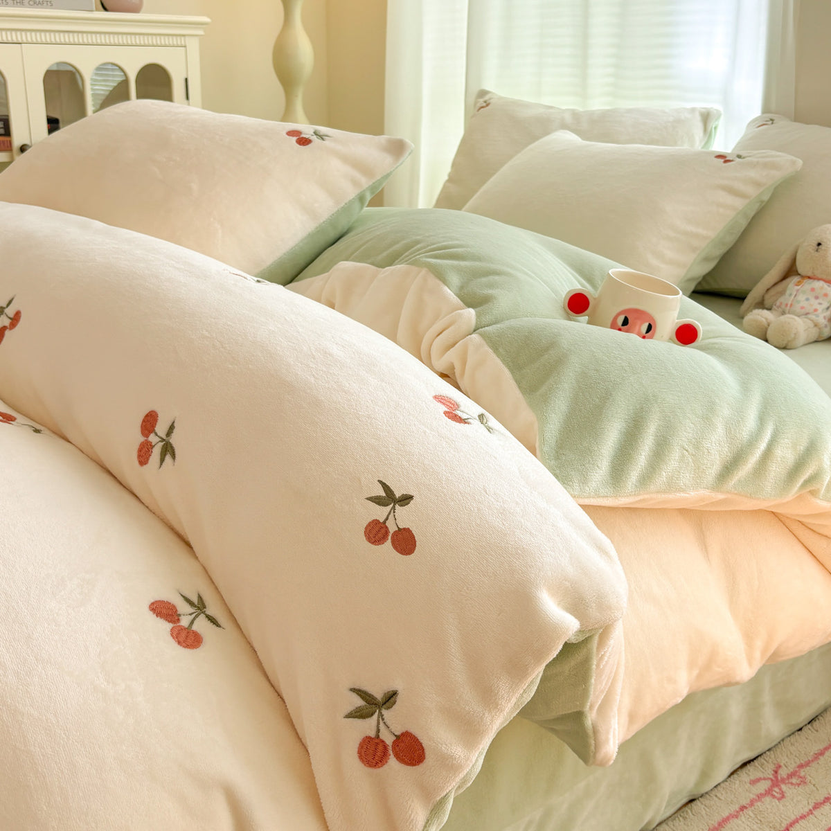 Luxurious Plush Duvet Set Homeandso