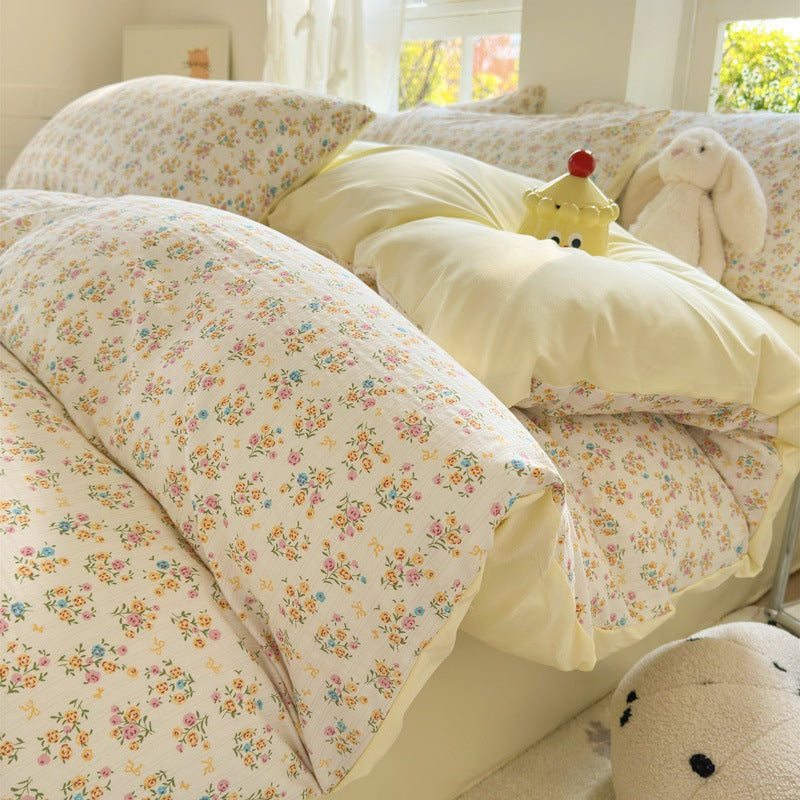 Playful Bear-Themed Bedding Set Homeandso