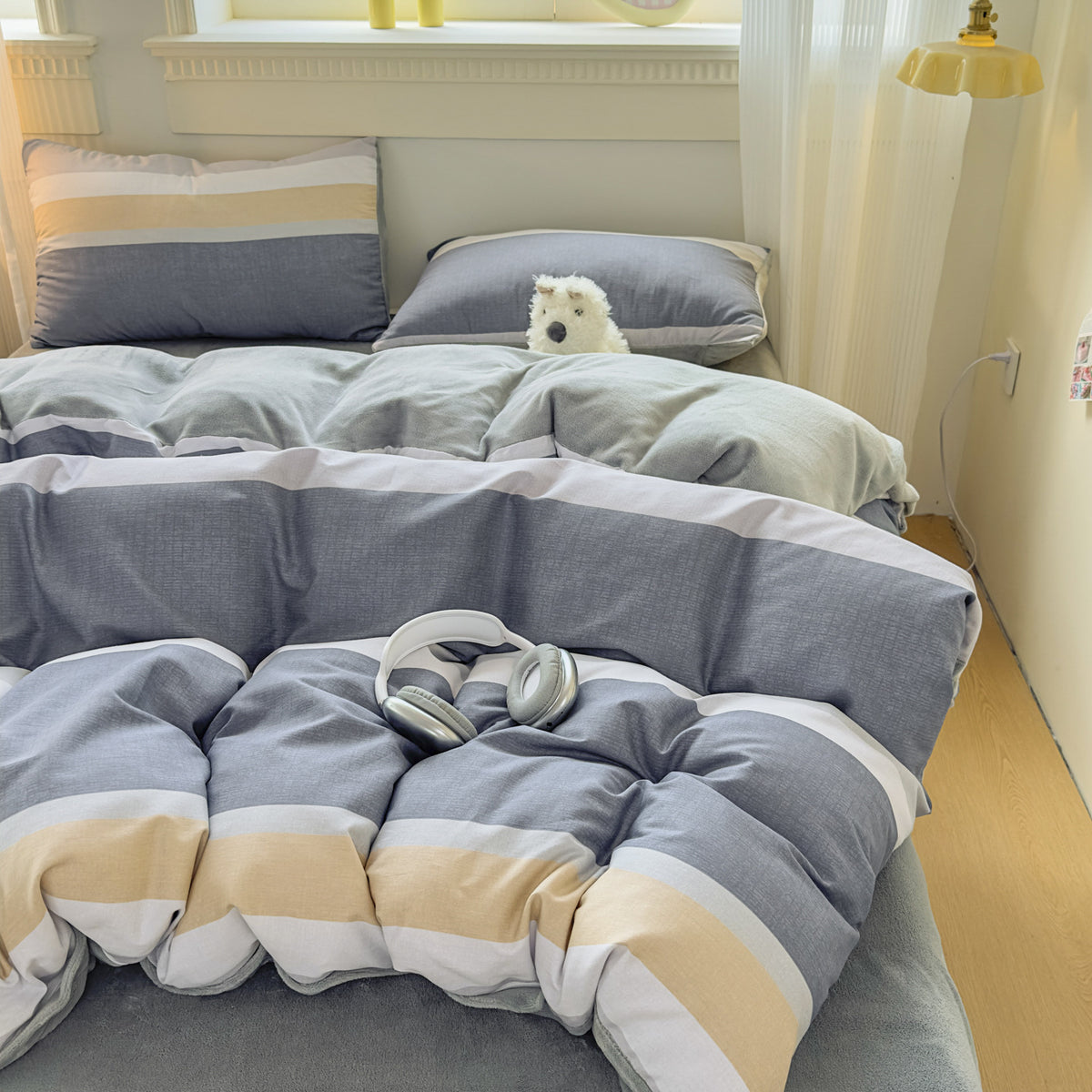 Fun Cartoon-Themed Quilt Set Homeandso