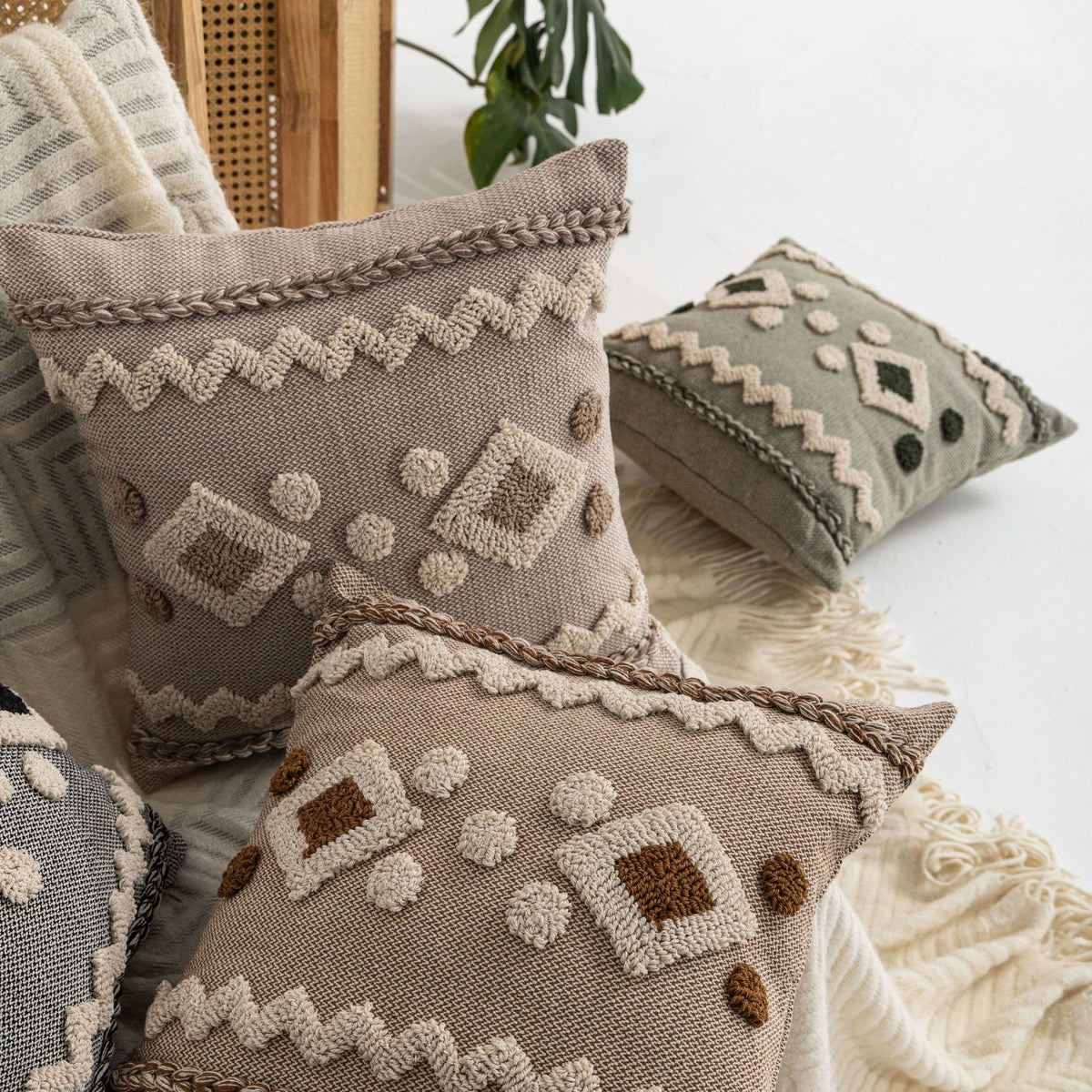 Decorative Throw Pillow for Living Room