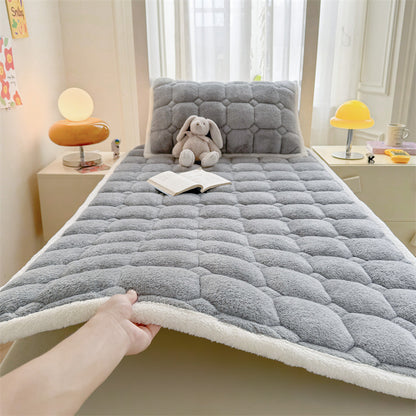 Soft Plush Quilted Mattress Overlay