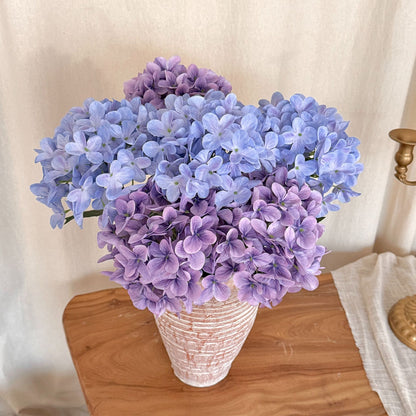 Elegant Hydrangea Floral Accent