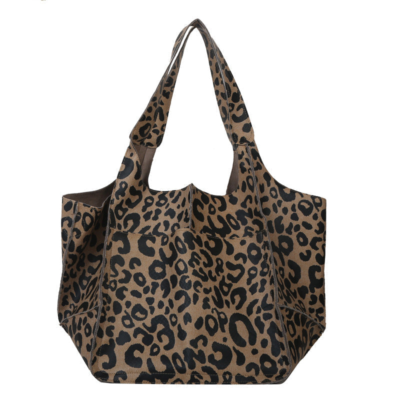 Bag made of vegan leather | Soft and light