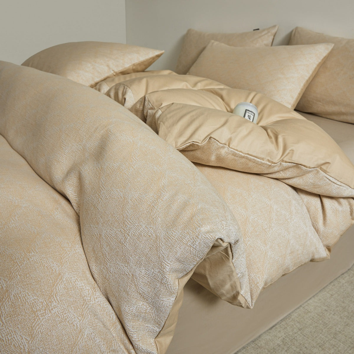 Embroidered Leaf Print Duvet Cover Set