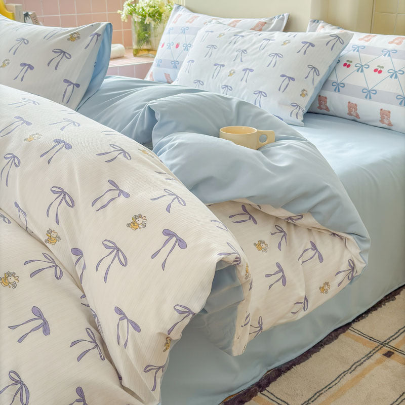 Playful Bear-Themed Bedding Set Homeandso