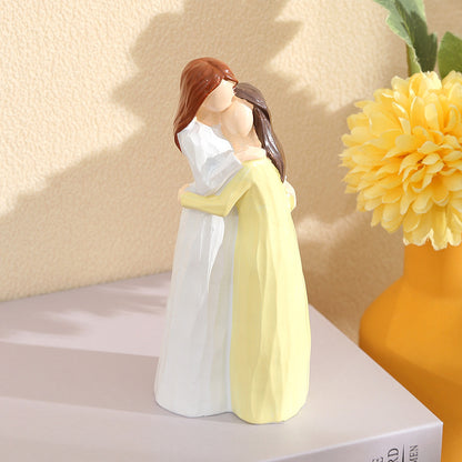 Embracing Couple Figurine Homeandso