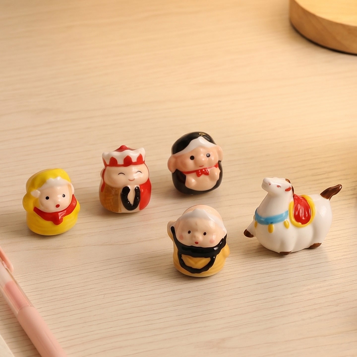 Fun Character Piggy Bank Homeandso