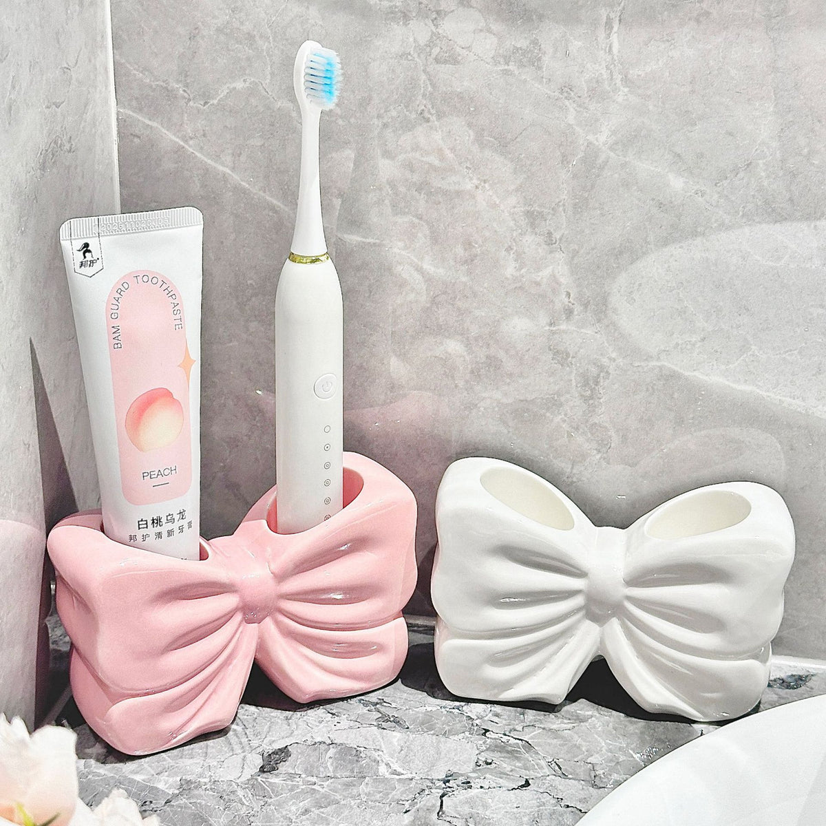 Decorative Bow-Shaped Phone Holder Homeandso