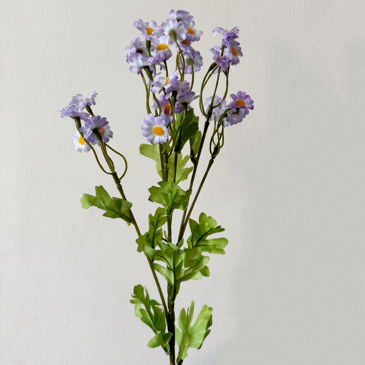 Faux Daisy Floral Stem