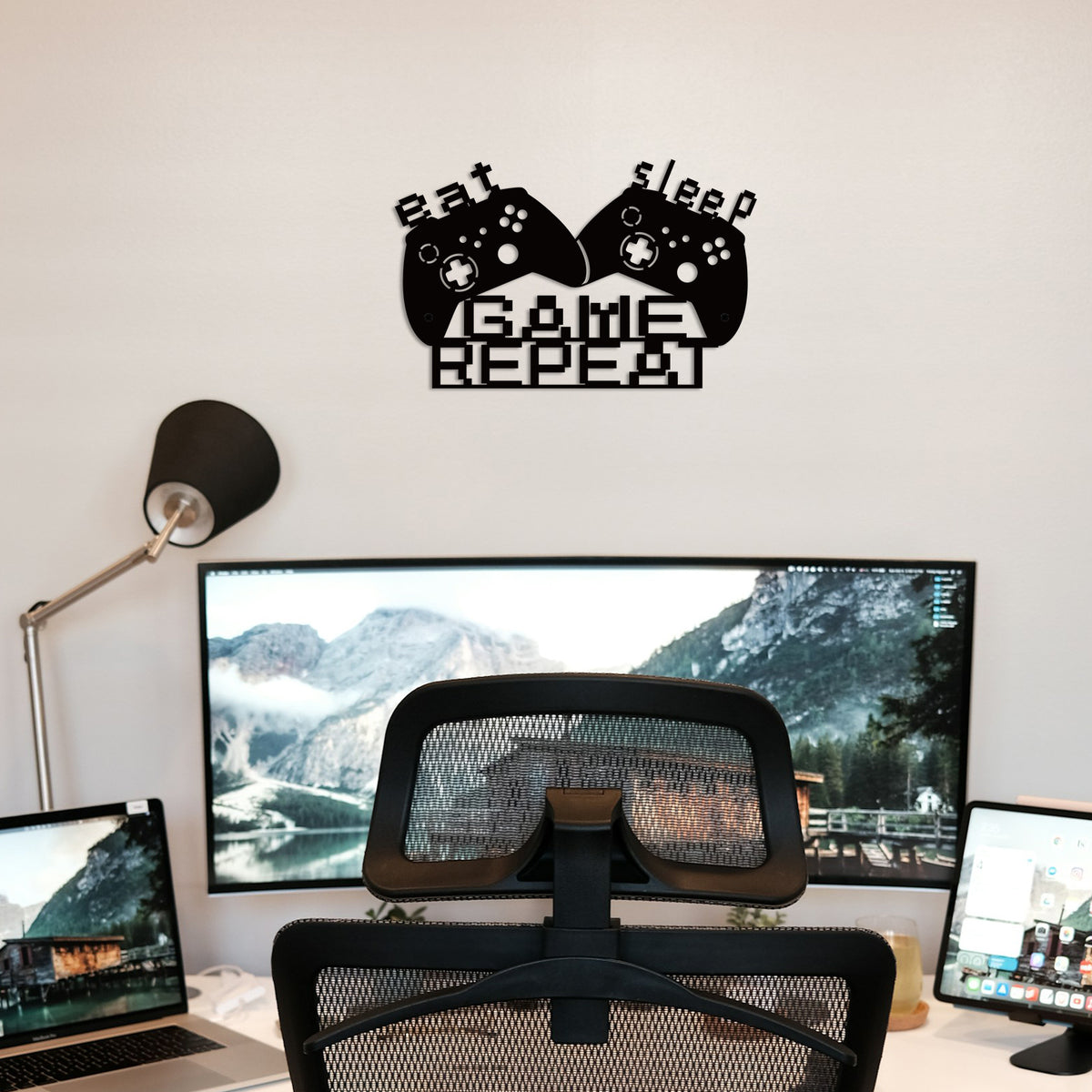 Gaming-Themed Wall Art Homeandso