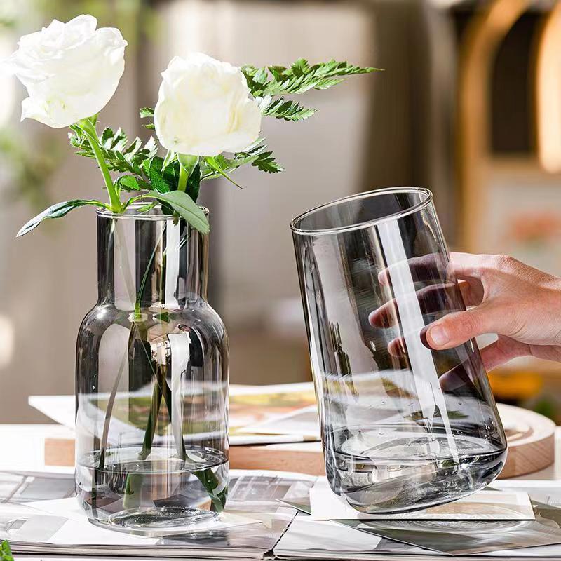 Elegante taillose Glas Wasserkrug
