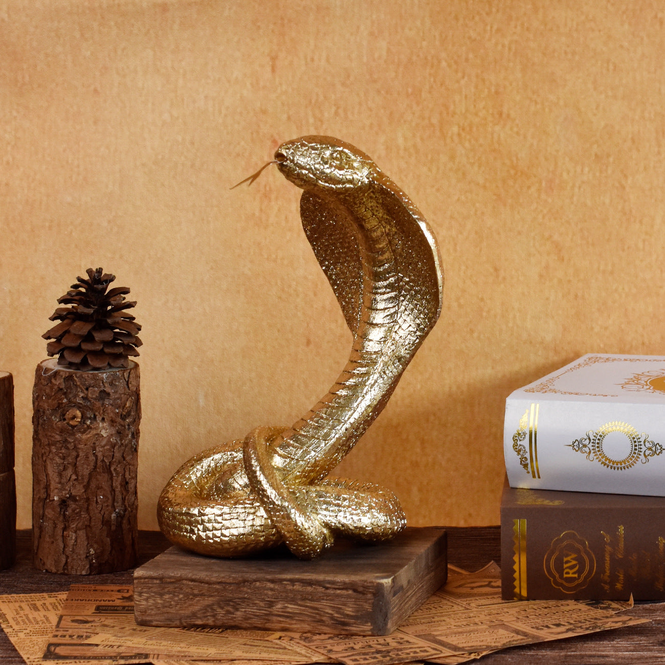 Decorative Cobra Figurine Homeandso
