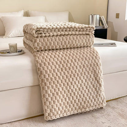 Microfiber blanket – super soft and warm for sofa and bed